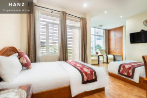 Queen Airport Hotel